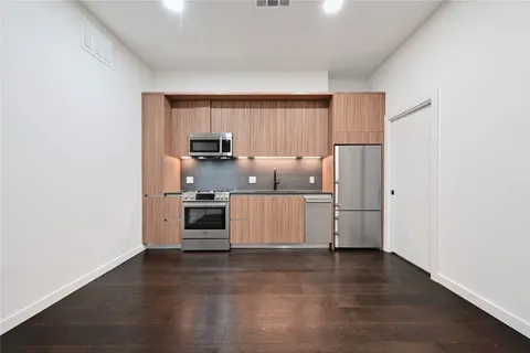 $849,000 | 2209 South 1st Street, Unit 107, Austin, TX 78704