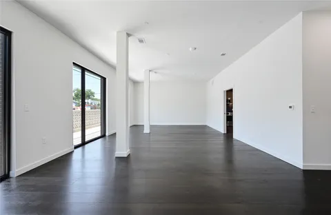 $849,000 | 2209 South 1st Street, Unit 107, Austin, TX 78704