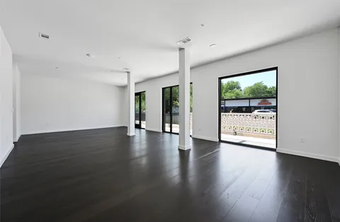 $849,000 | 2209 South 1st Street, Unit 107, Austin, TX 78704