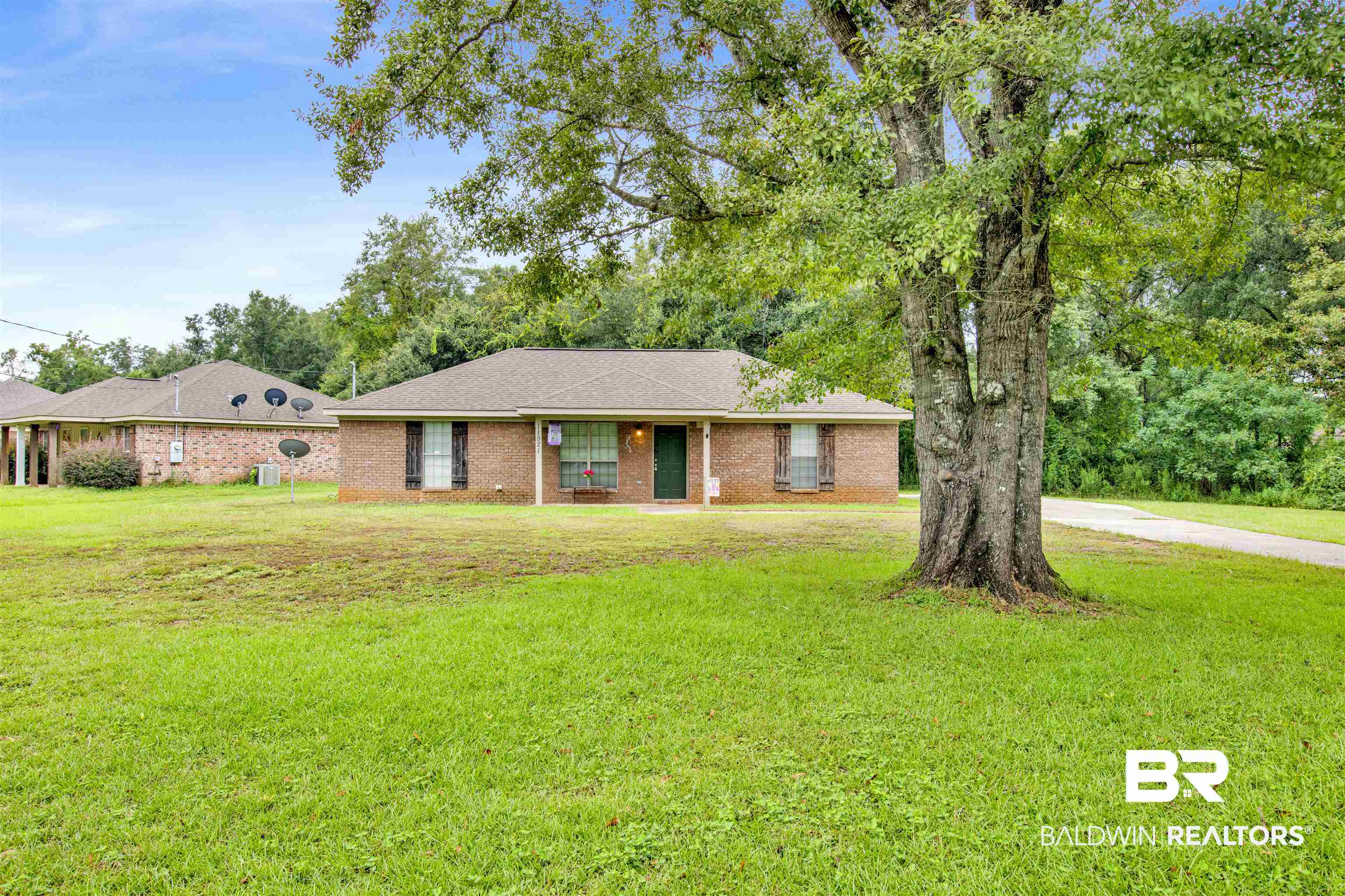 11521 Creola Axis Loop Road East Axis, AL 36505 - Photo 3 of 23