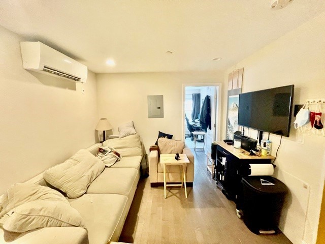3 Stillman Place, Unit 3 Boston, MA 02113 - Photo 6 of 17