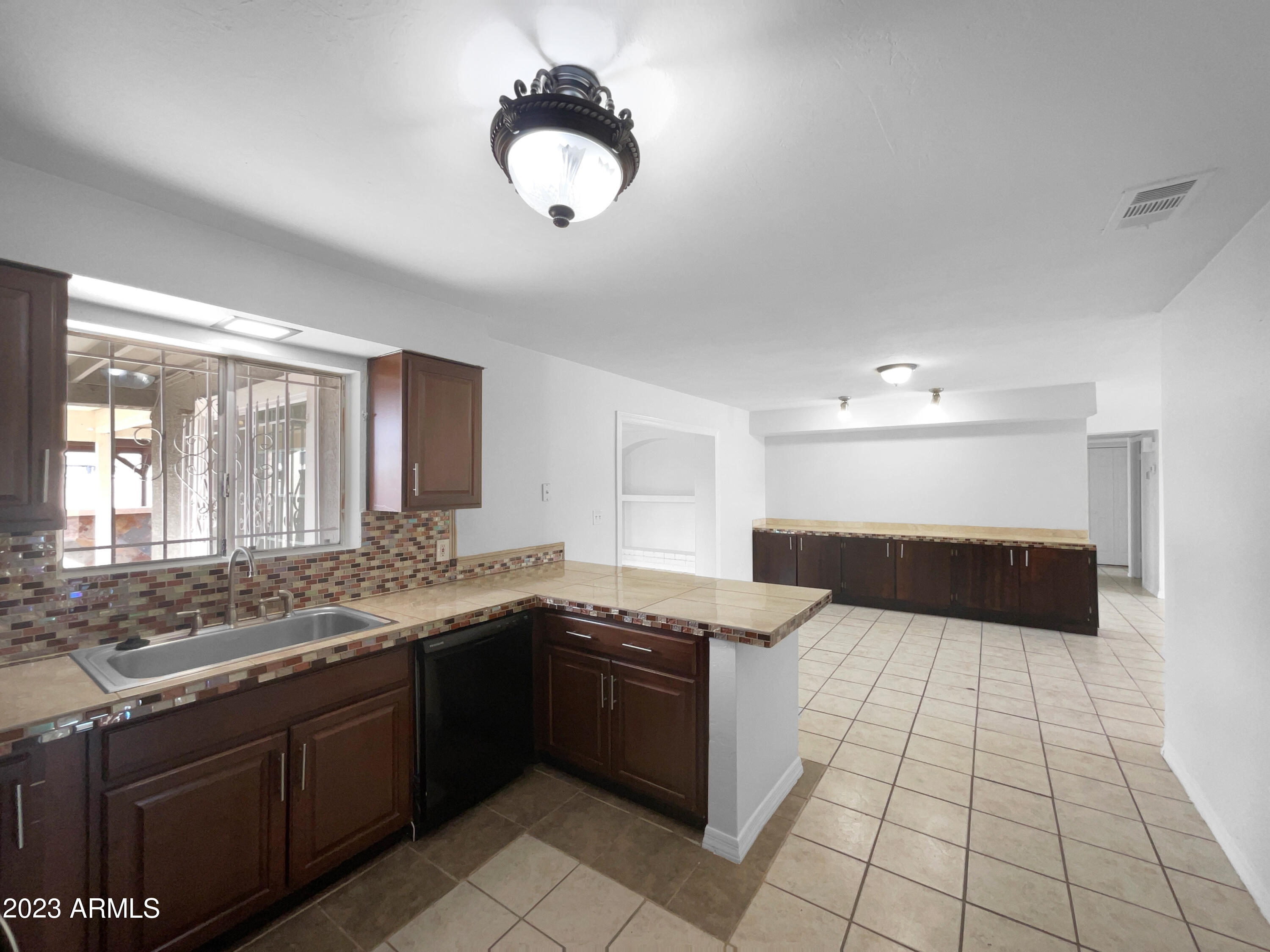 4880 West Berkeley Road Phoenix, AZ 85035 - Photo 12 of 23 photo_12
