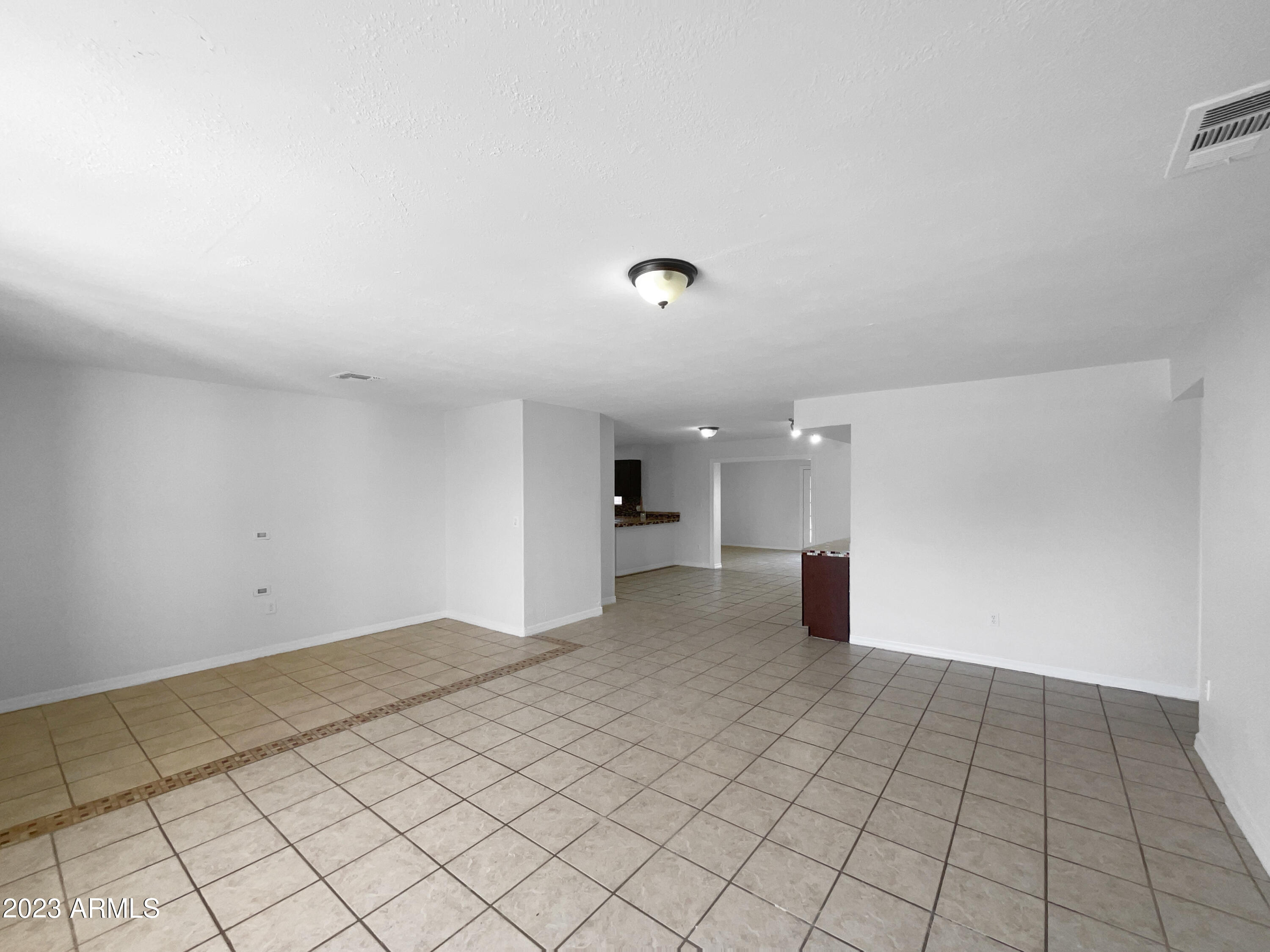 4880 West Berkeley Road Phoenix, AZ 85035 - Photo 9 of 23 photo_09