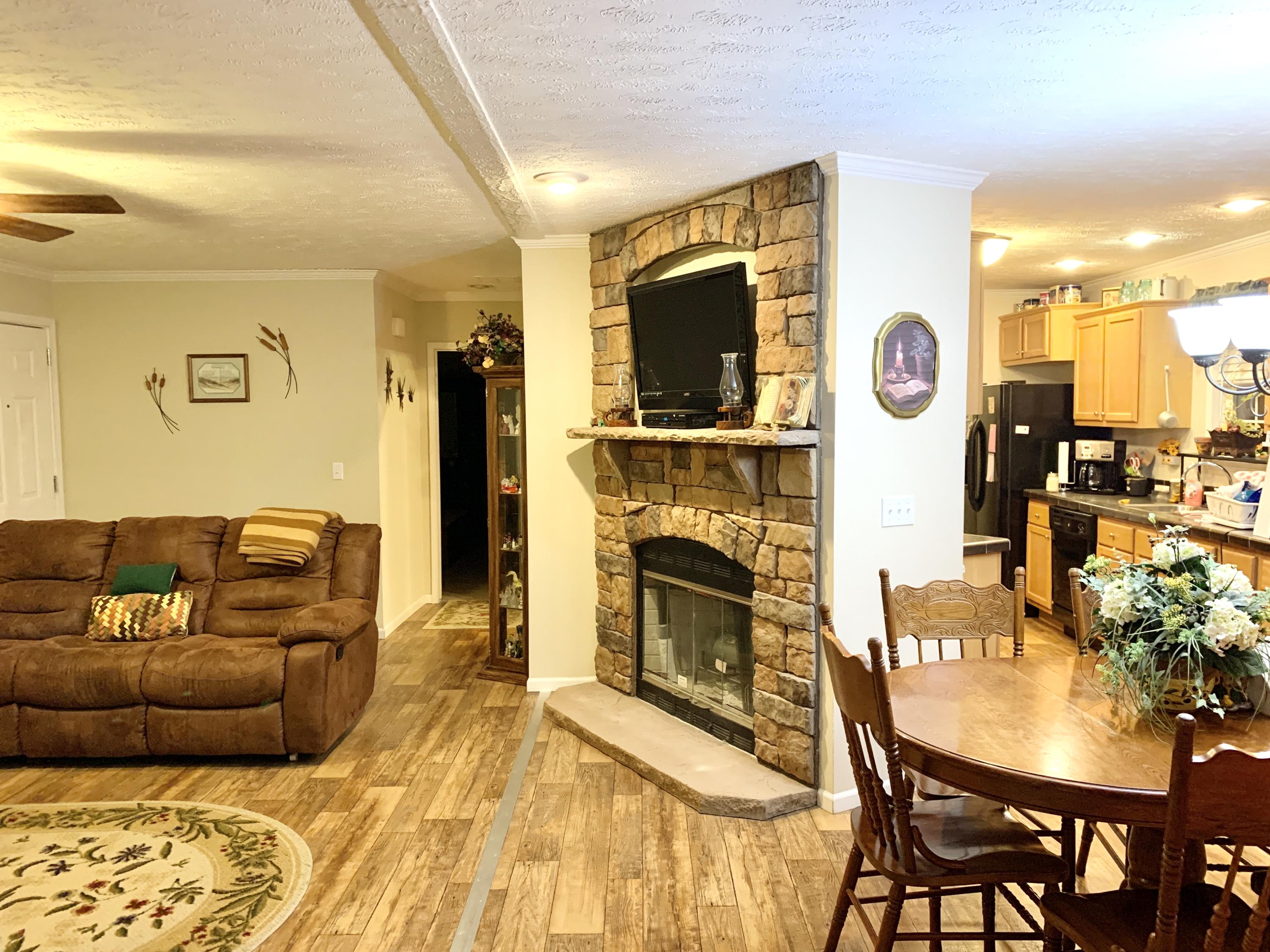1545 Granby Road Kingsport, TN 37660 - Photo 9 of 32 image00032
