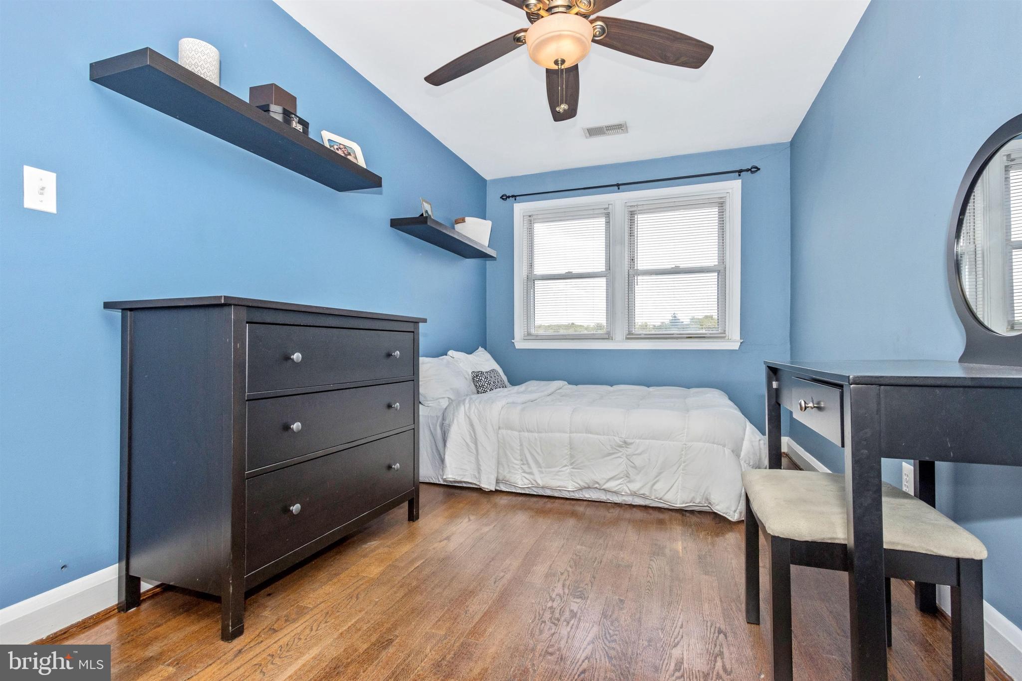 1136 Elm Road Baltimore, MD 21227 - Photo 9 of 19 2nd bedroom