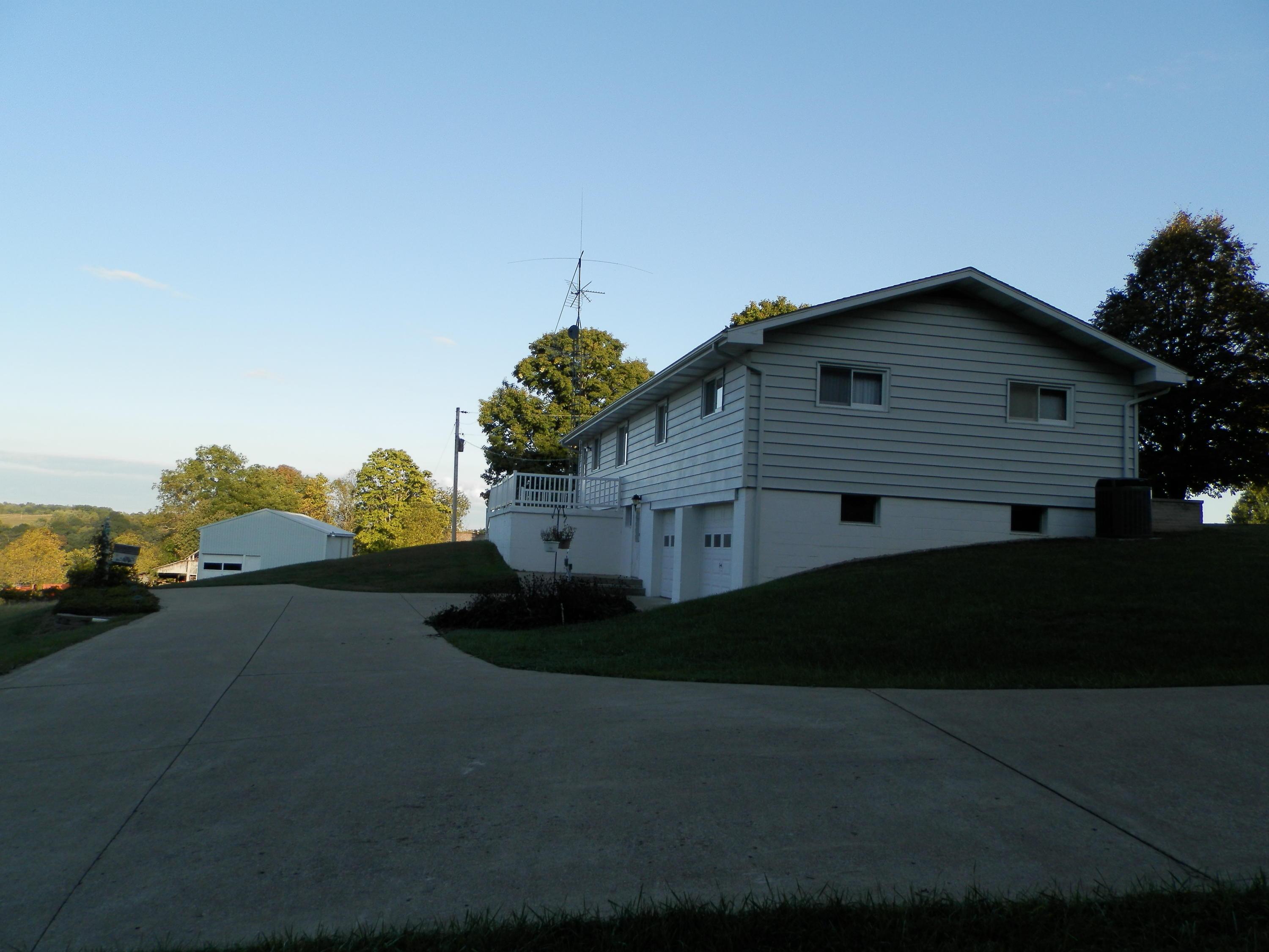 2622 Mainesville Road Southeast Junction City, OH 43748 - Photo 3 of 21