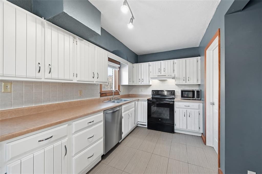 4156 Glasgow Road Valencia, PA 16059 - Photo 15 of 46