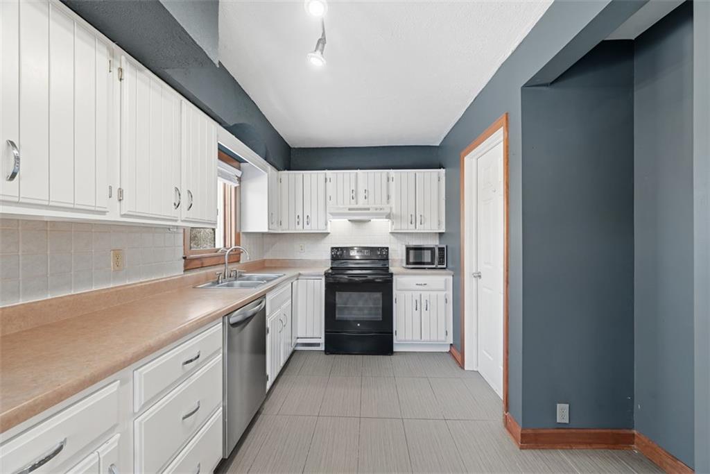 4156 Glasgow Road Valencia, PA 16059 - Photo 17 of 46