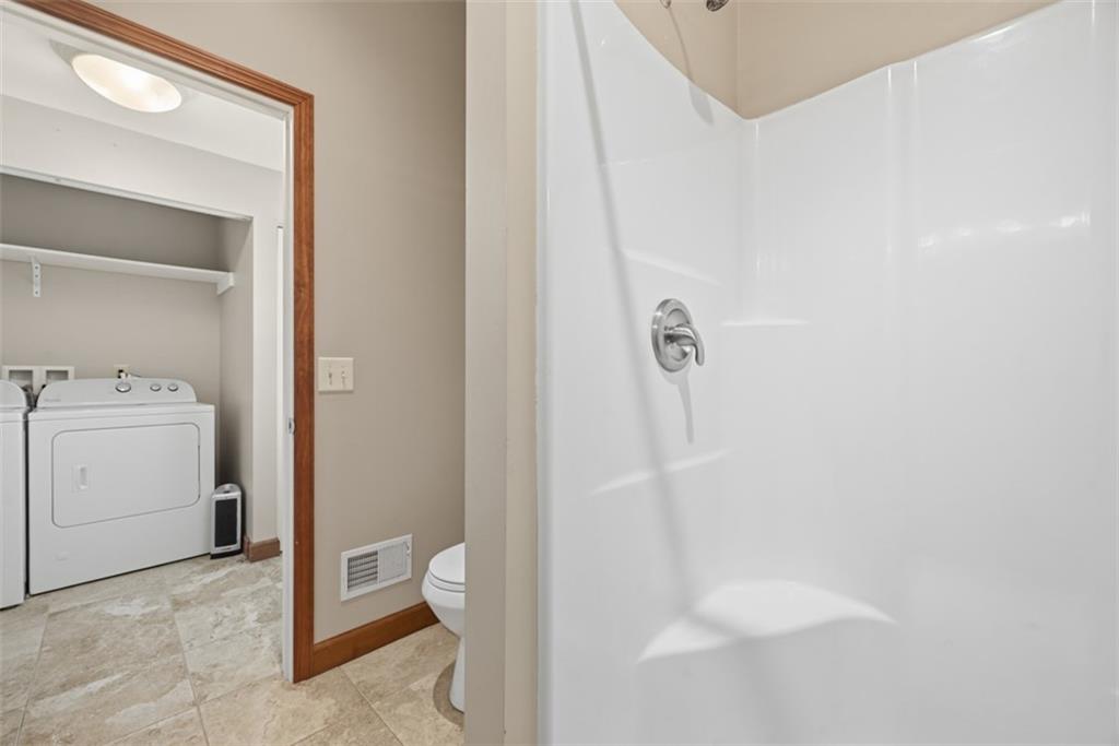 4156 Glasgow Road Valencia, PA 16059 - Photo 20 of 46