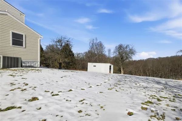 $299,900 | 4156 Glasgow Road, Valencia, PA 16059