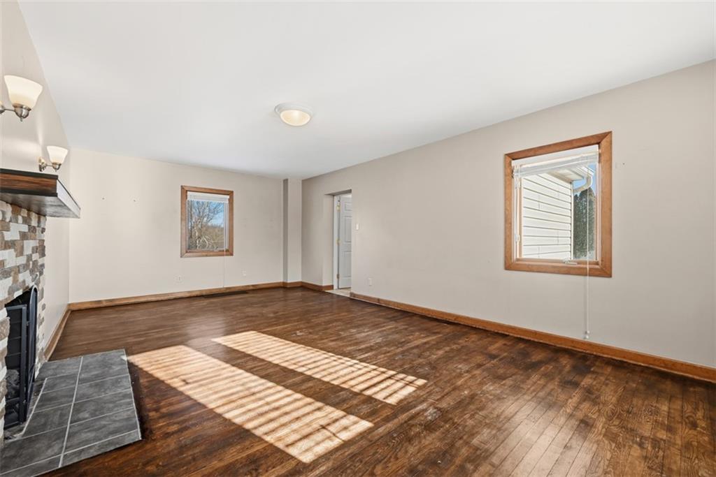 4156 Glasgow Road Valencia, PA 16059 - Photo 5 of 46