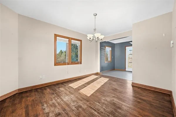 $299,900 | 4156 Glasgow Road, Valencia, PA 16059