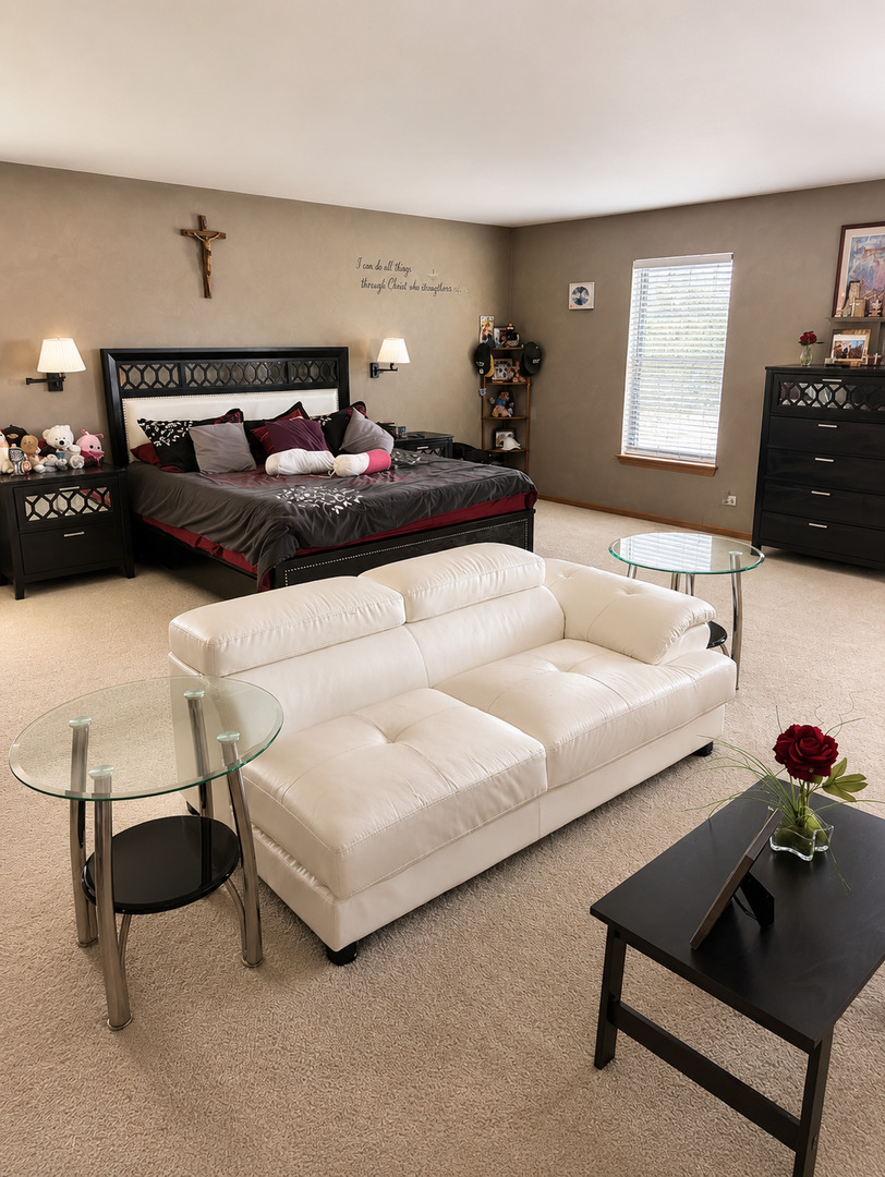 720 Ridge Drive Marengo, IL 60152 - Photo 18 of 34 a living room with furniture and a flat screen tv