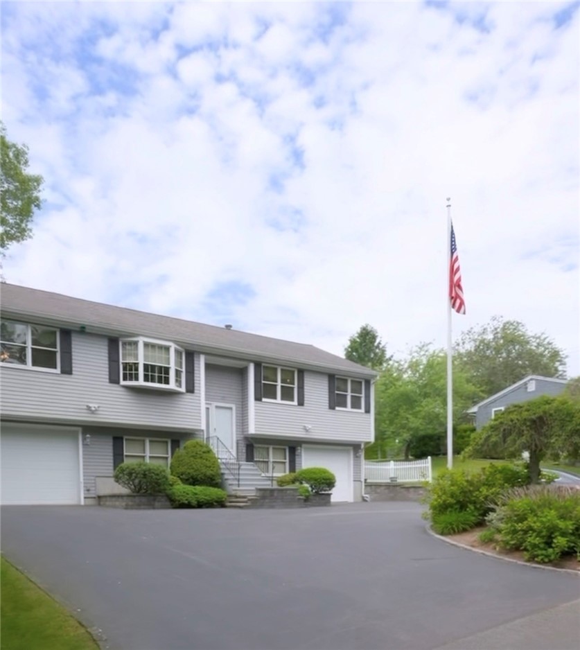 58 Brush Hill Road Narragansett, RI 02882 - Photo 2 of 24