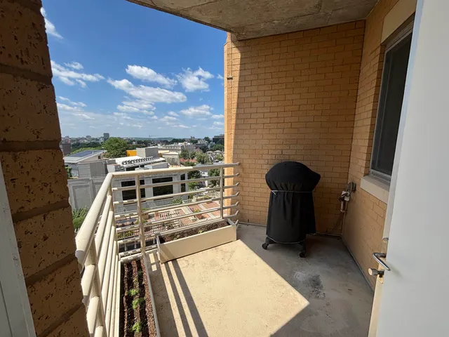 $3,700 | 125 North Hamilton Street, Unit 1001, Madison, WI 53703