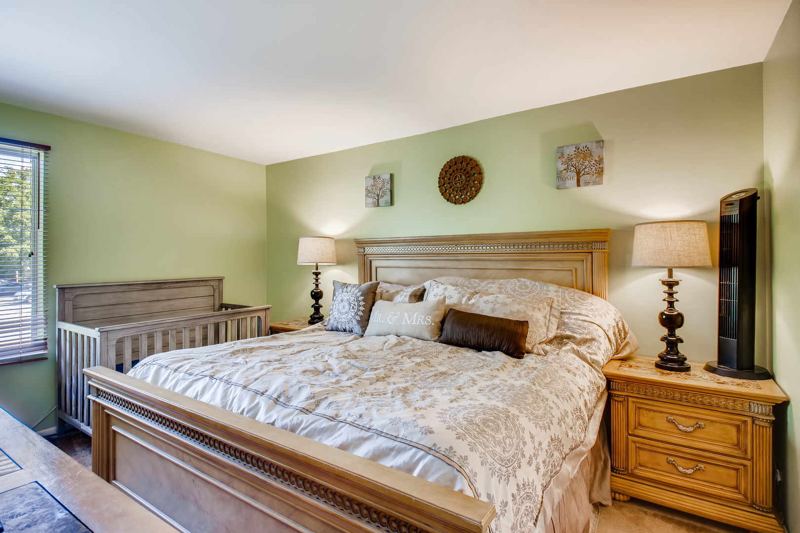 6177 Knoll Wood Road, Unit 201 Willowbrook, IL 60527 - Photo 7 of 11 a bedroom with a bed and wooden floor