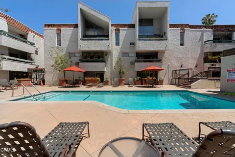 $575,000 | 360 South Euclid Avenue, Unit 116, Pasadena, CA 91101