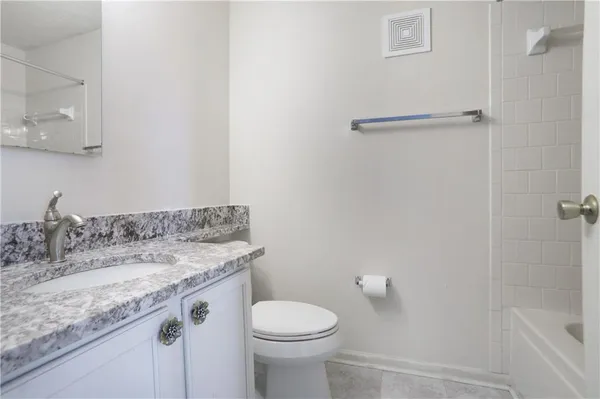 $235,000 | 1483 Keys Crossing Drive Northeast, Brookhaven, GA 30319