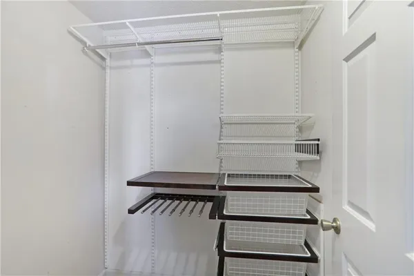 $235,000 | 1483 Keys Crossing Drive Northeast, Brookhaven, GA 30319