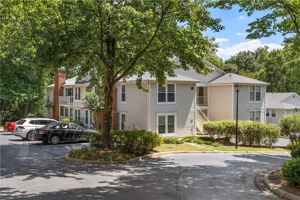 $235,000 | 1483 Keys Crossing Drive Northeast, Brookhaven, GA 30319