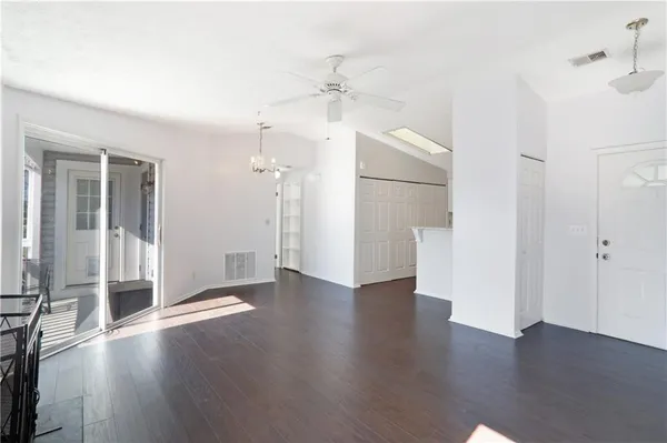 $235,000 | 1483 Keys Crossing Drive Northeast, Brookhaven, GA 30319