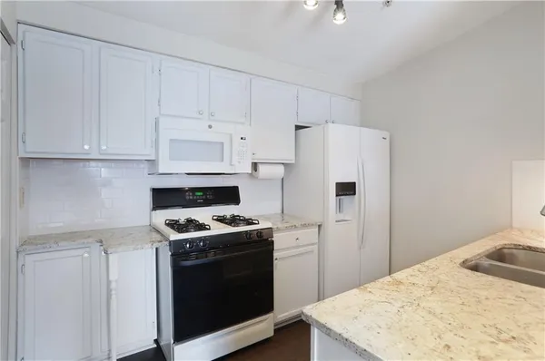 $235,000 | 1483 Keys Crossing Drive Northeast, Brookhaven, GA 30319