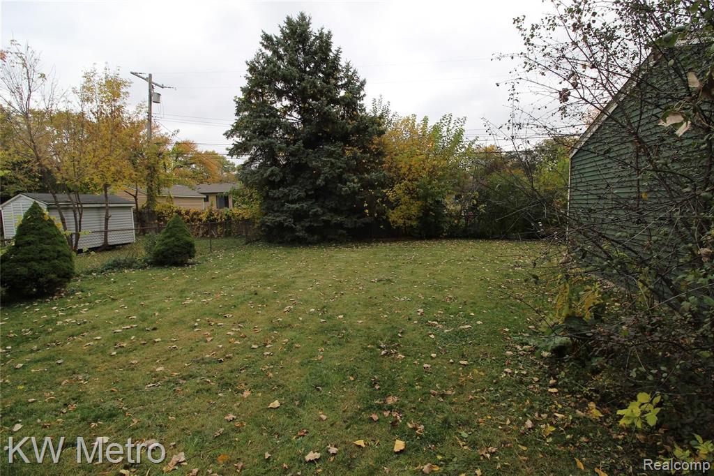 3250 Troy Street Troy, MI 48083 - Photo 5 of 30