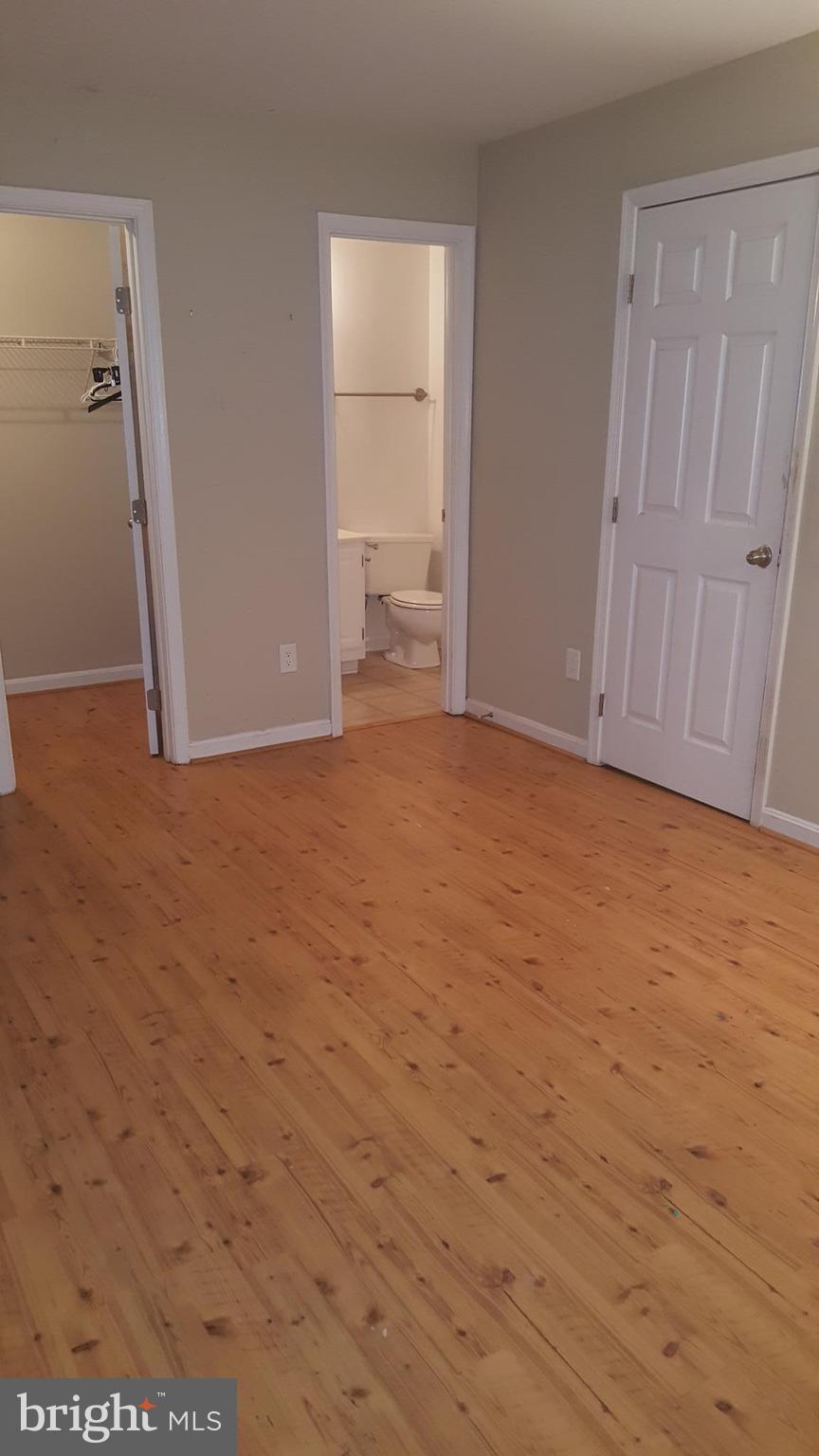14802 Rydell Road, Unit 203 Centreville, VA 20121 - Photo 11 of 14 Bedroom (Master)