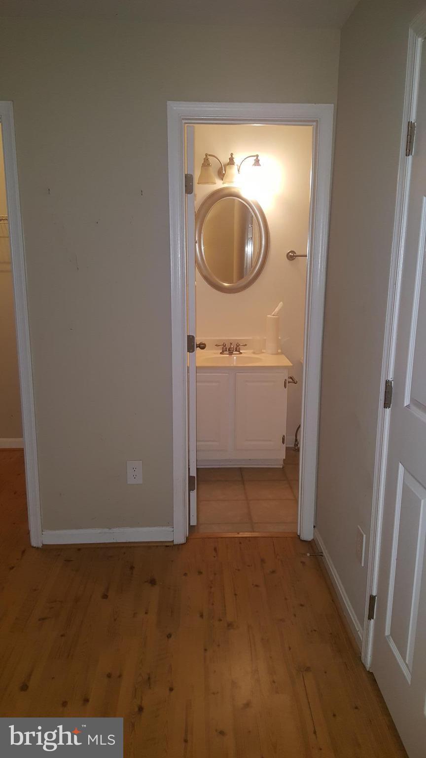 14802 Rydell Road, Unit 203 Centreville, VA 20121 - Photo 12 of 14 Bedroom (Master)