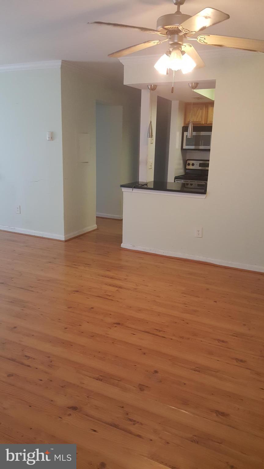 14802 Rydell Road, Unit 203 Centreville, VA 20121 - Photo 5 of 14 Interior (General)