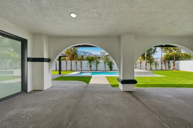 $1,300,000 | 2587 Calico Lane, Palm Springs, CA 92262