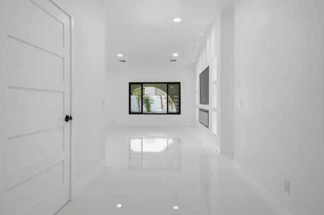 $1,300,000 | 2587 Calico Lane, Palm Springs, CA 92262