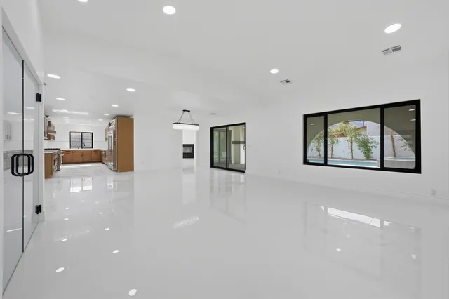 $1,300,000 | 2587 Calico Lane, Palm Springs, CA 92262