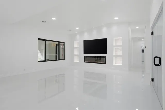 $1,300,000 | 2587 Calico Lane, Palm Springs, CA 92262