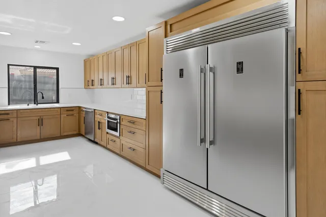 $1,300,000 | 2587 Calico Lane, Palm Springs, CA 92262