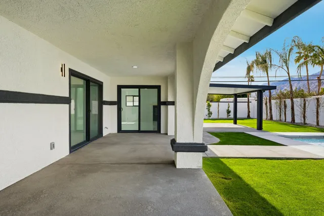 $1,300,000 | 2587 Calico Lane, Palm Springs, CA 92262