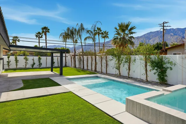 $1,300,000 | 2587 Calico Lane, Palm Springs, CA 92262