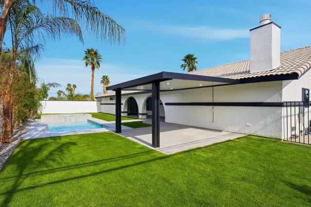 $1,300,000 | 2587 Calico Lane, Palm Springs, CA 92262
