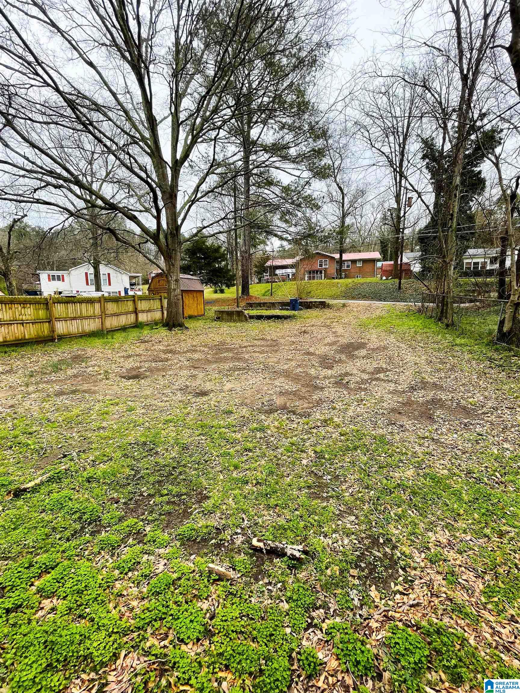 1909 Rocky Hollow Road Anniston, AL 36207 - Photo 3 of 26