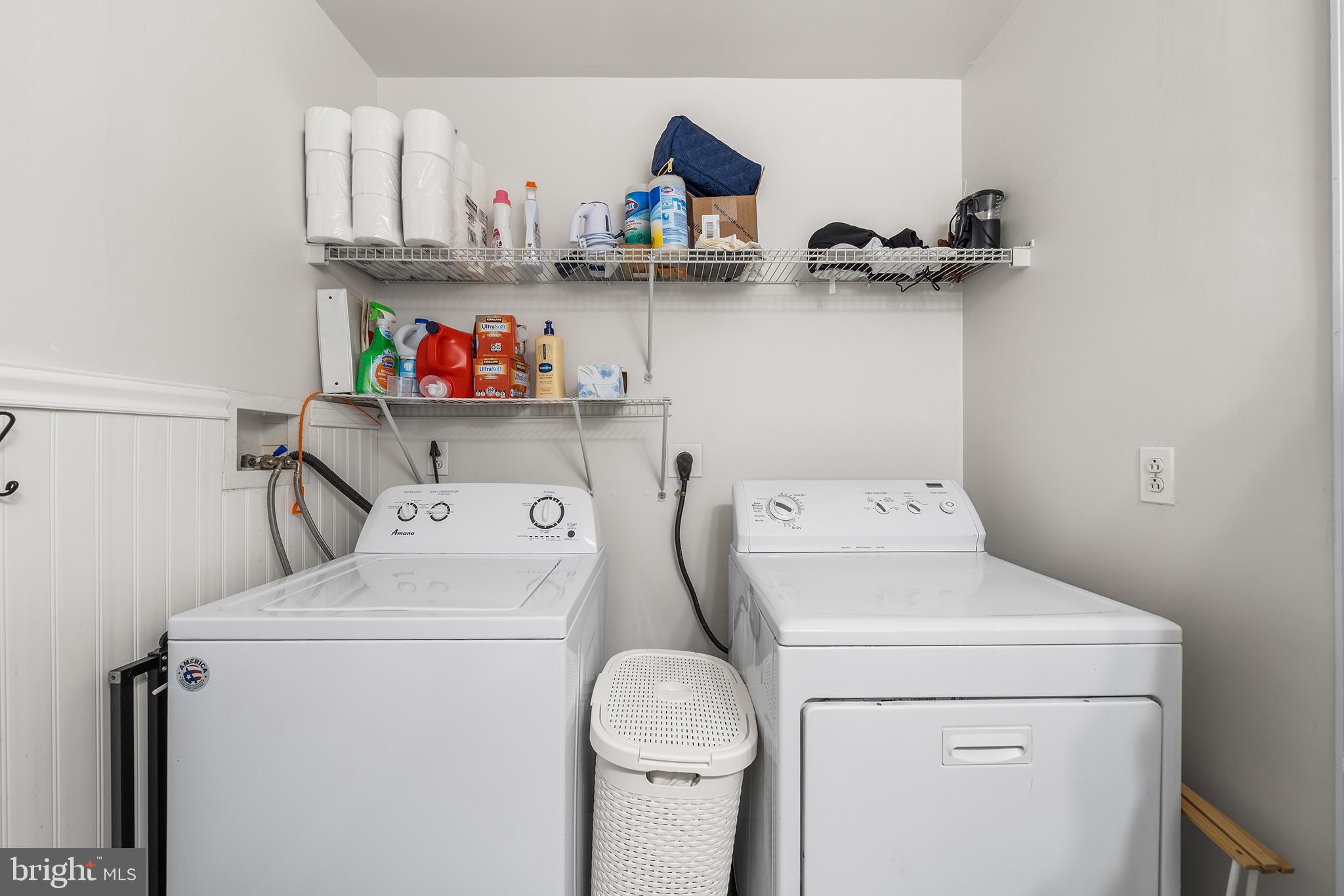 768 South 13th Street Philadelphia, PA 19147 - Photo 27 of 31 a utility room with dryer and washer