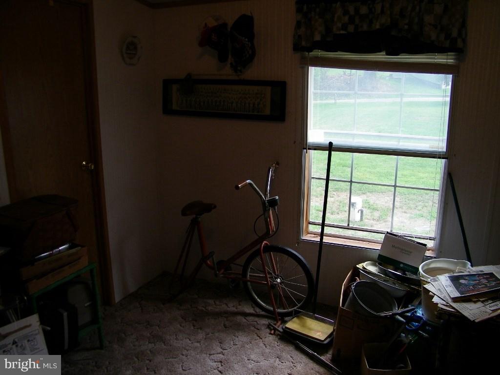 5961 Mountain Road Dover, PA 17315 - Photo 8 of 18