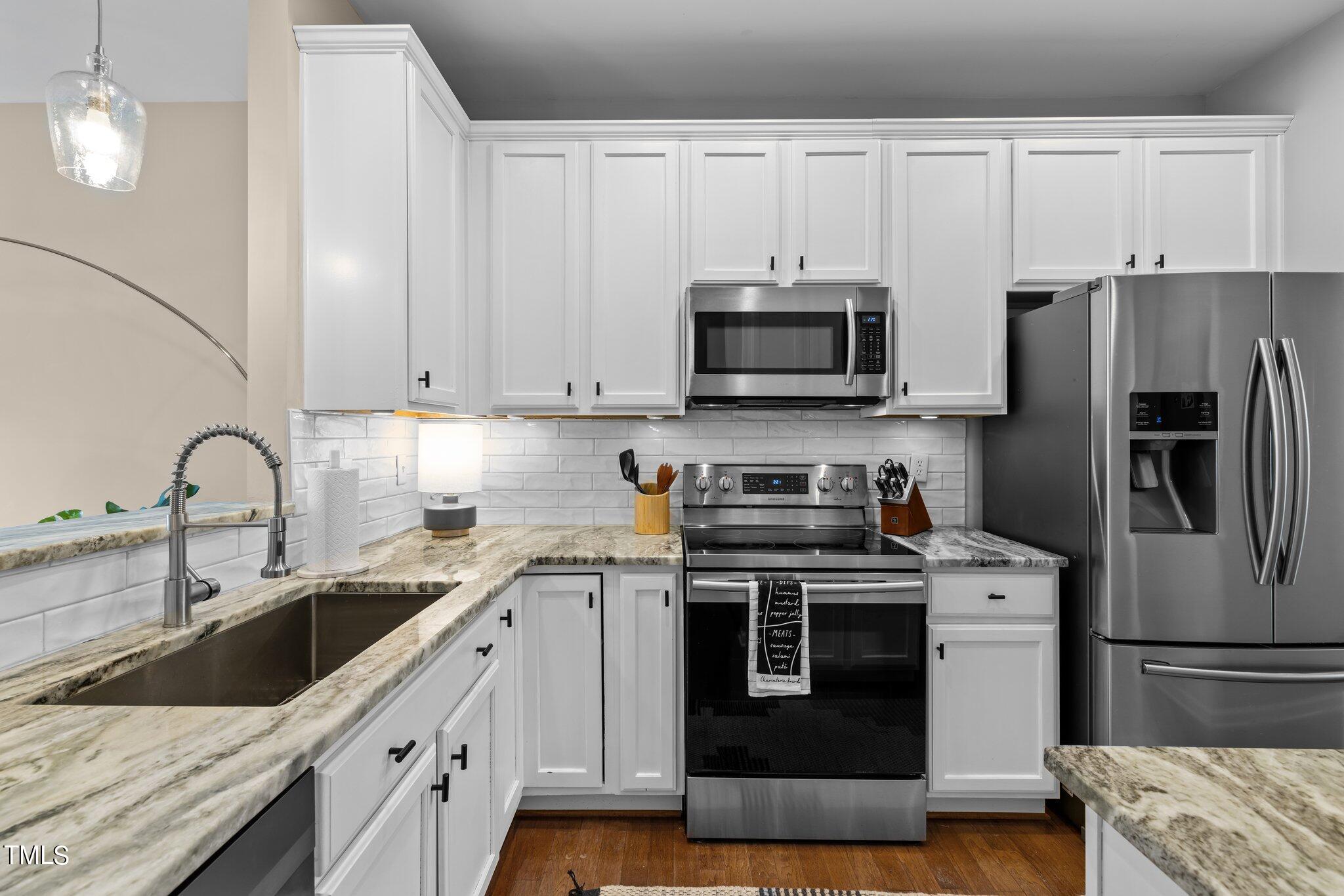 704 Bryant Street Raleigh, NC 27603 - Photo 7 of 38 13-web-or-mls-5Z8A9925
