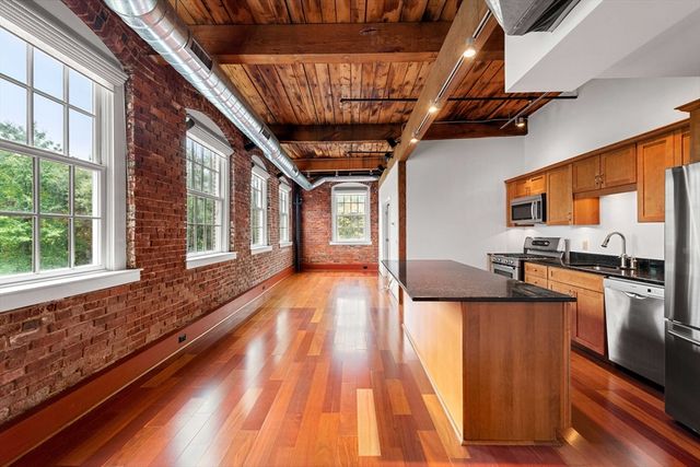 $450,000 | 15 Cedar Street, Unit 37, Amesbury, MA 01913