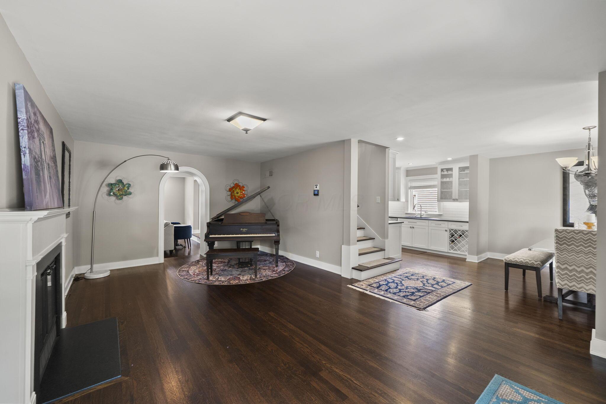 1851 Berkshire Road Columbus, OH 43221 - Photo 6 of 125 Entry way and access to dining room and kitchen