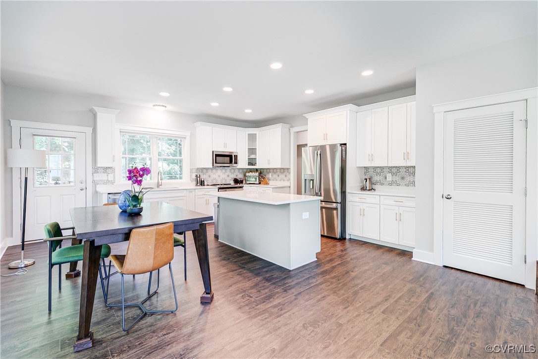 509 Danray Drive Richmond, VA 23227 - Photo 12 of 37 Eat in kitchen