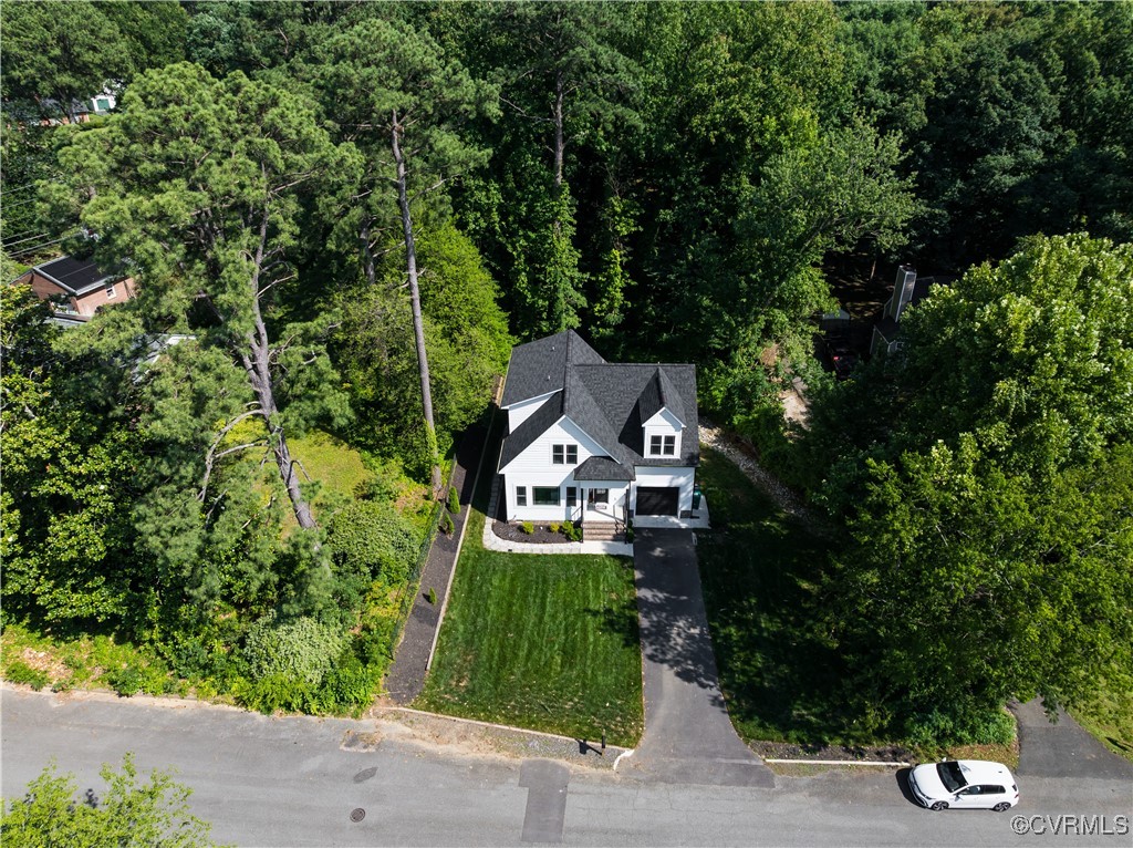 509 Danray Drive Richmond, VA 23227 - Photo 35 of 37 an aerial view of a house
