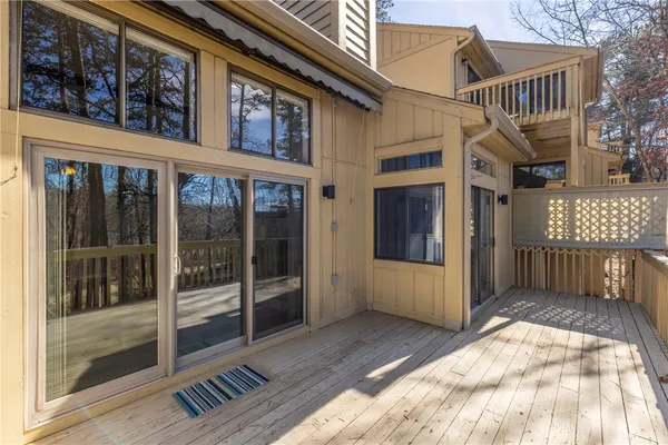 $355,000 | 131 Harbor Lights Drive, Salem, SC 29676