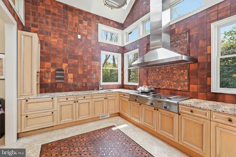 $2,300,000 | 728 Mill Street, Moorestown, NJ 08057