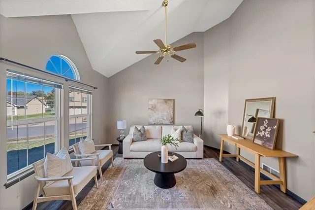 $275,000 | 1705 West Pelham Path, Raymore, MO 64083