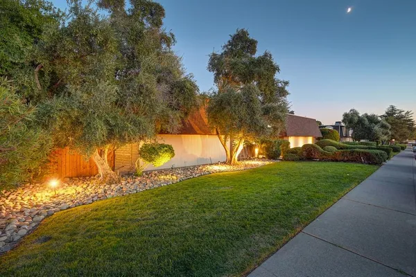 $1,550,000 | 5364 Garfield Avenue, Sacramento, CA 95841